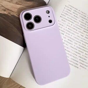 Cream iPhone16 Case